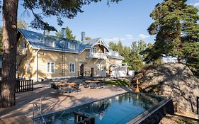 Ilola Inn